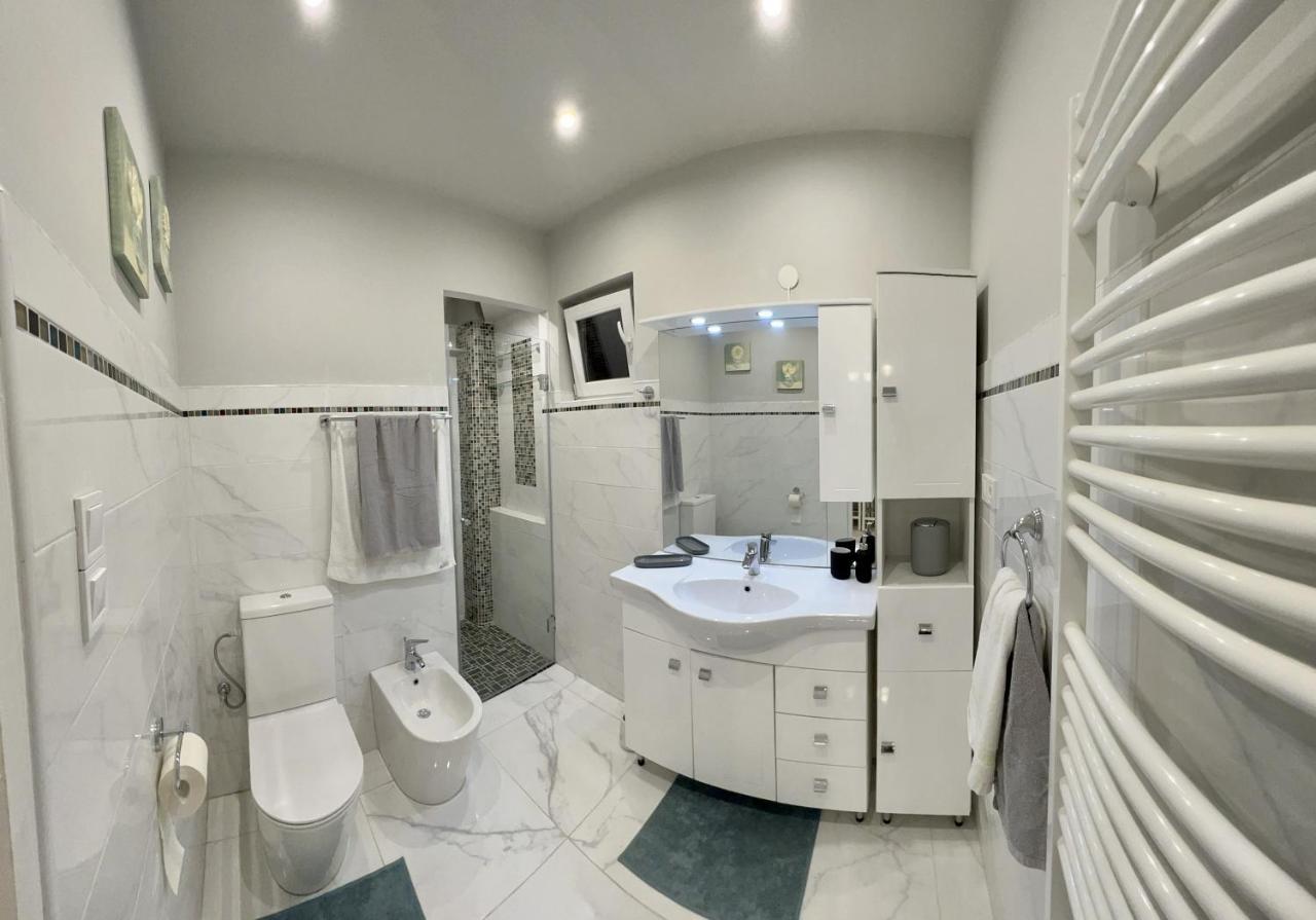 Krisztina Apartment